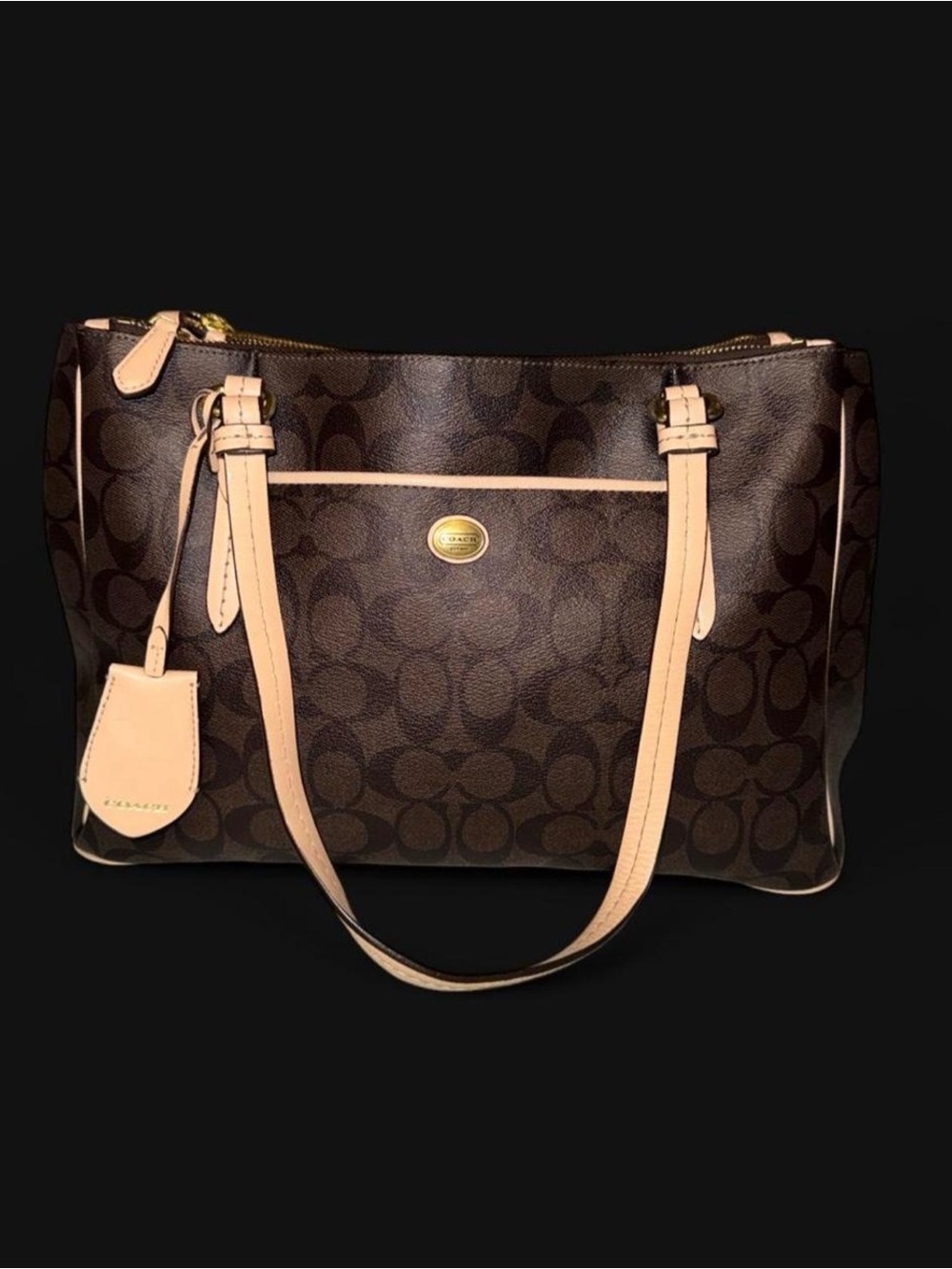 Excellent Condition | Discontinued 
Coach Peyton Signature Double Zip Carryall